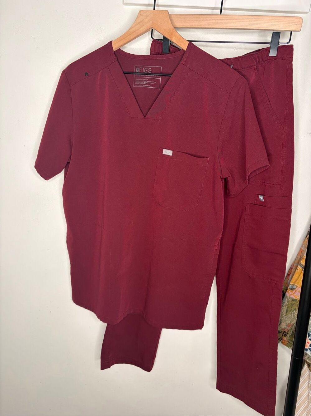 Figs Catarina Scrub Set | Burgundy in Small
